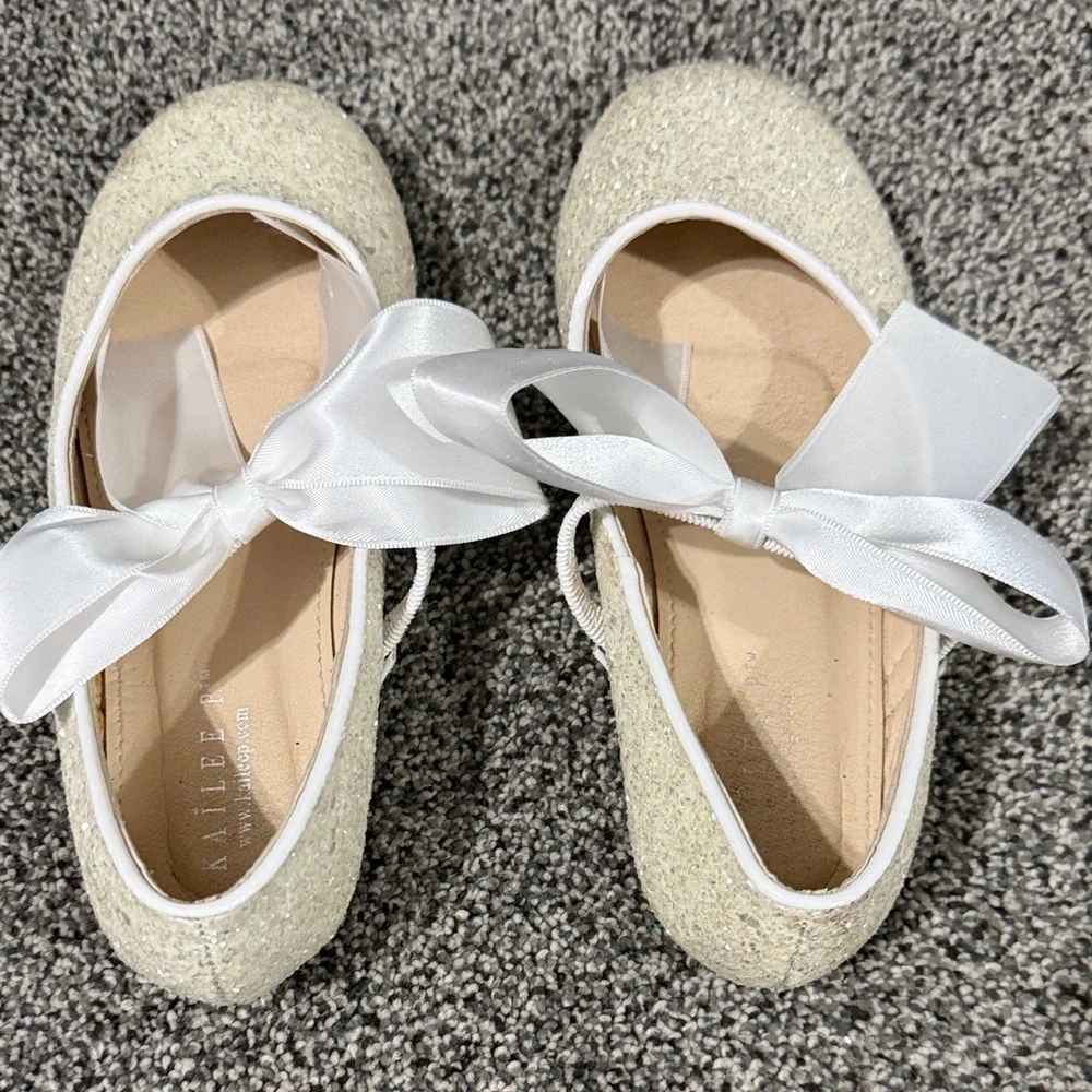 Girls Glitter Bow Ballet Flats - White/Champagne